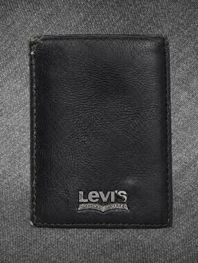 Levi’s Black Bifold Wallet ID Window Card Holder